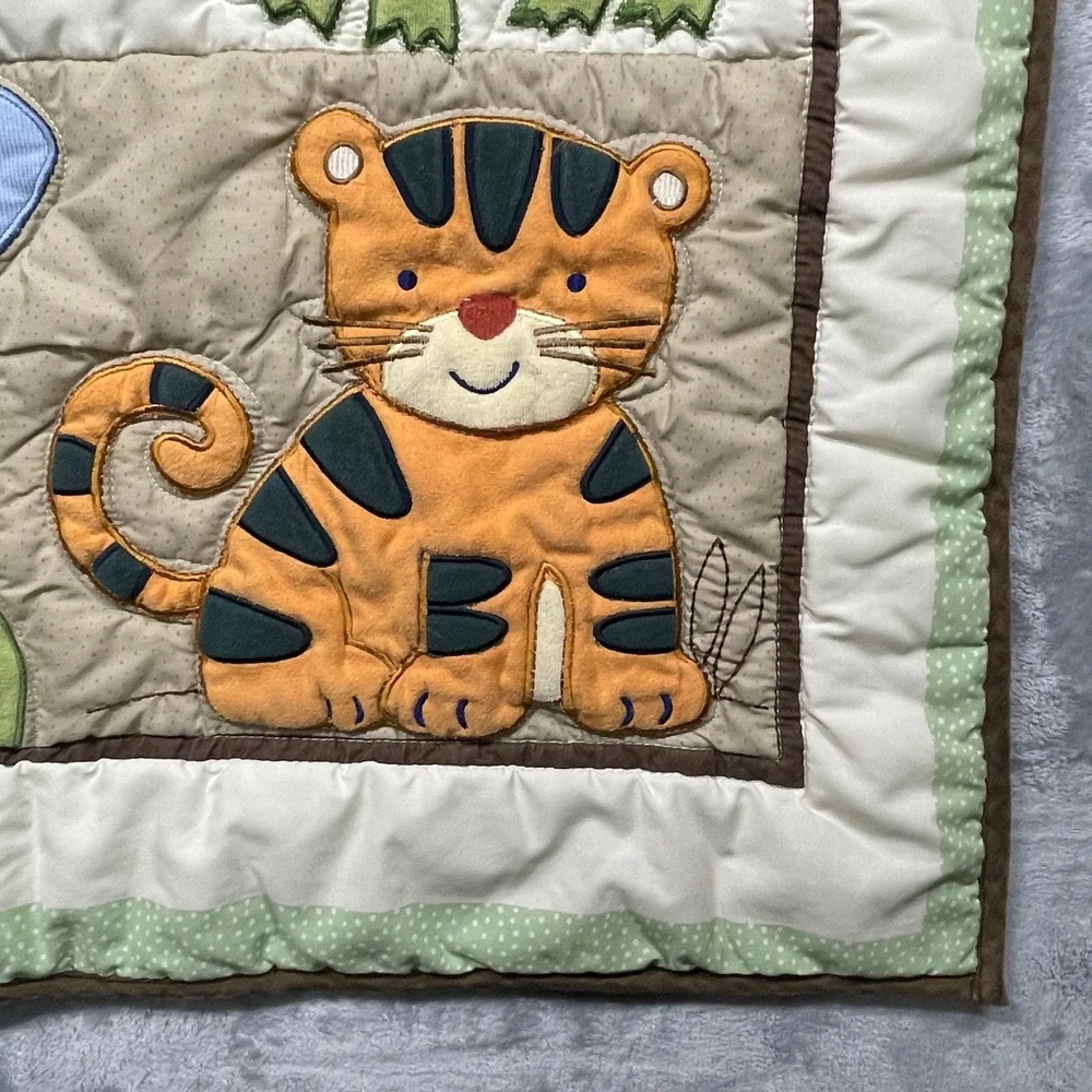 Cuddletime Jungle Safari Baby Quilt Kids Multicolor Applique 22300RC 40x31